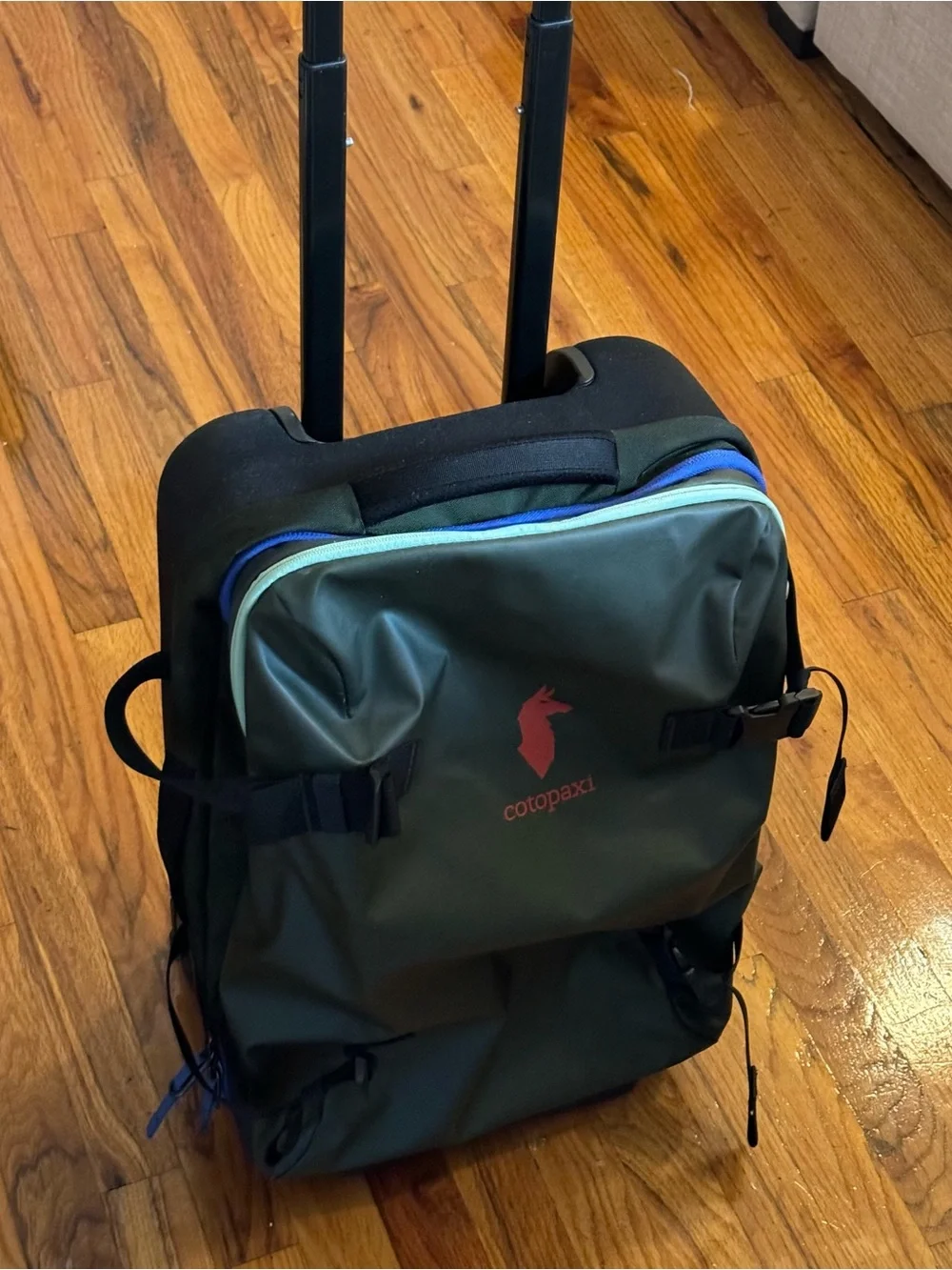Cotopaxi Allpa 38L Roller Bag Green Suitcase Carry On Gorpcore Bag